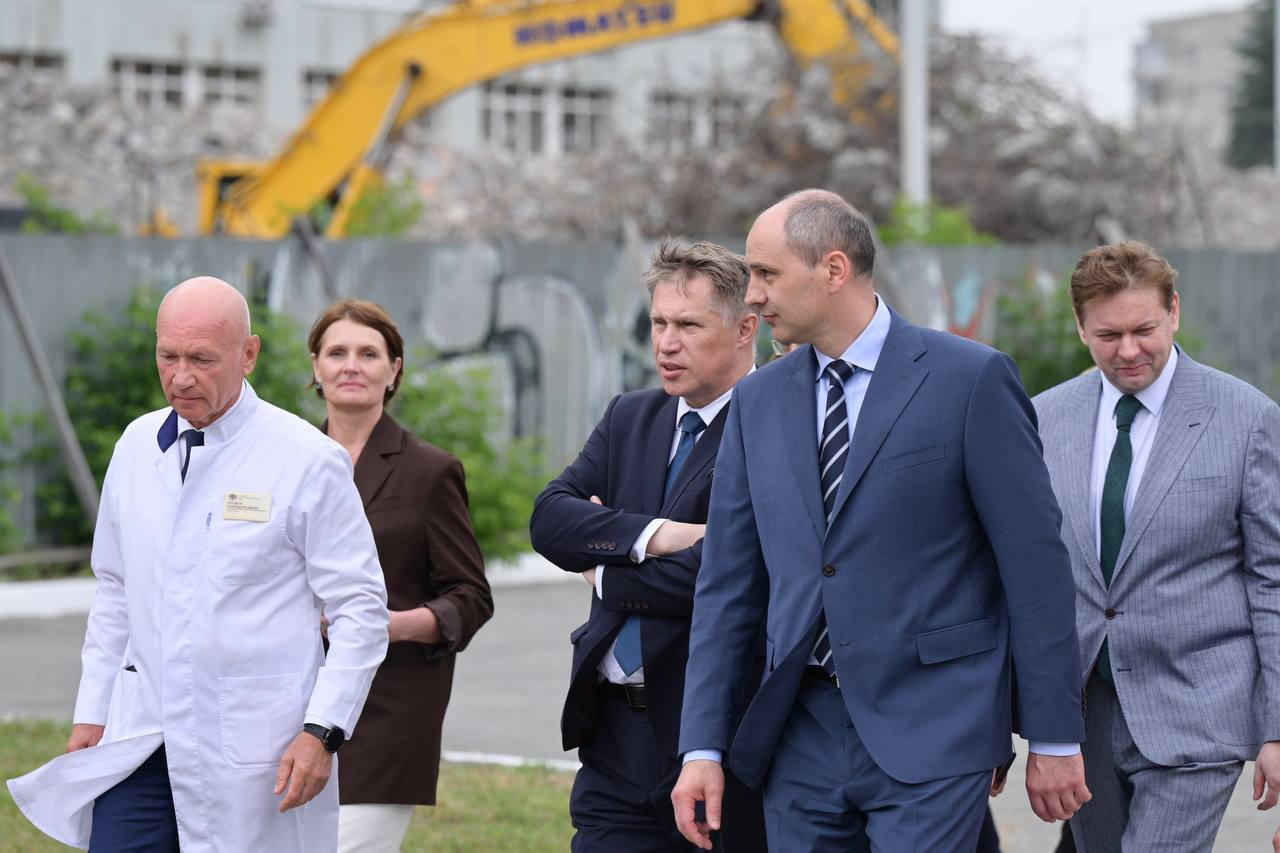Михаил Мурашко посетил ГКБ 40
